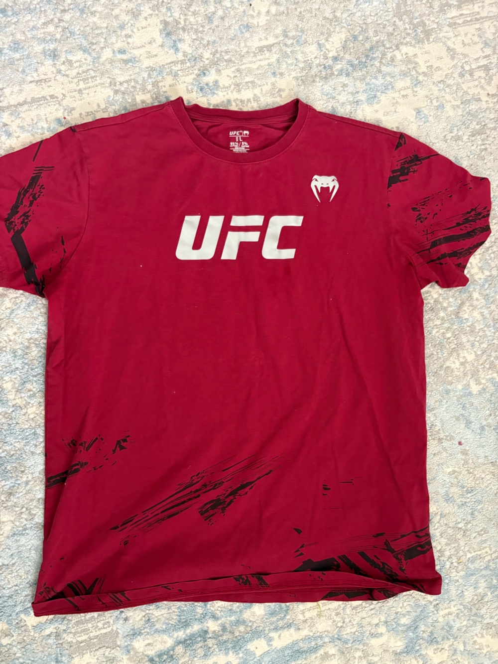UFC Venom Maroon Graphic T-Shirt Men’s Large